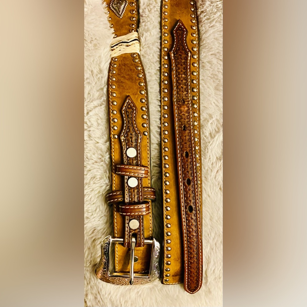 NWOT Nocona Mens Scalloped Basketweave Rawhide Laced Diamond Concho Belt - Picture 3 of 16